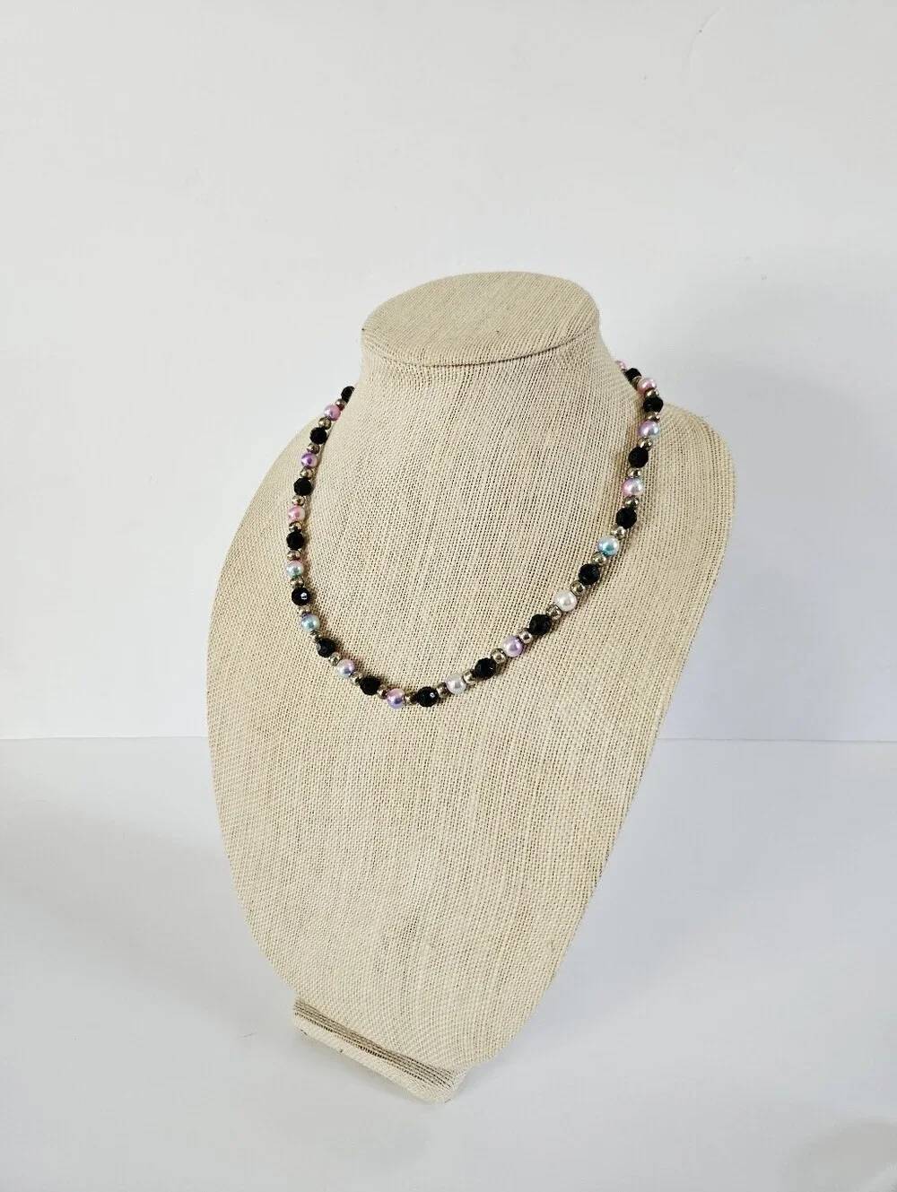 Vintage Beaded Crystal Faceted Lucite Pastel Faux Pearl Screw Clasp Necklace
